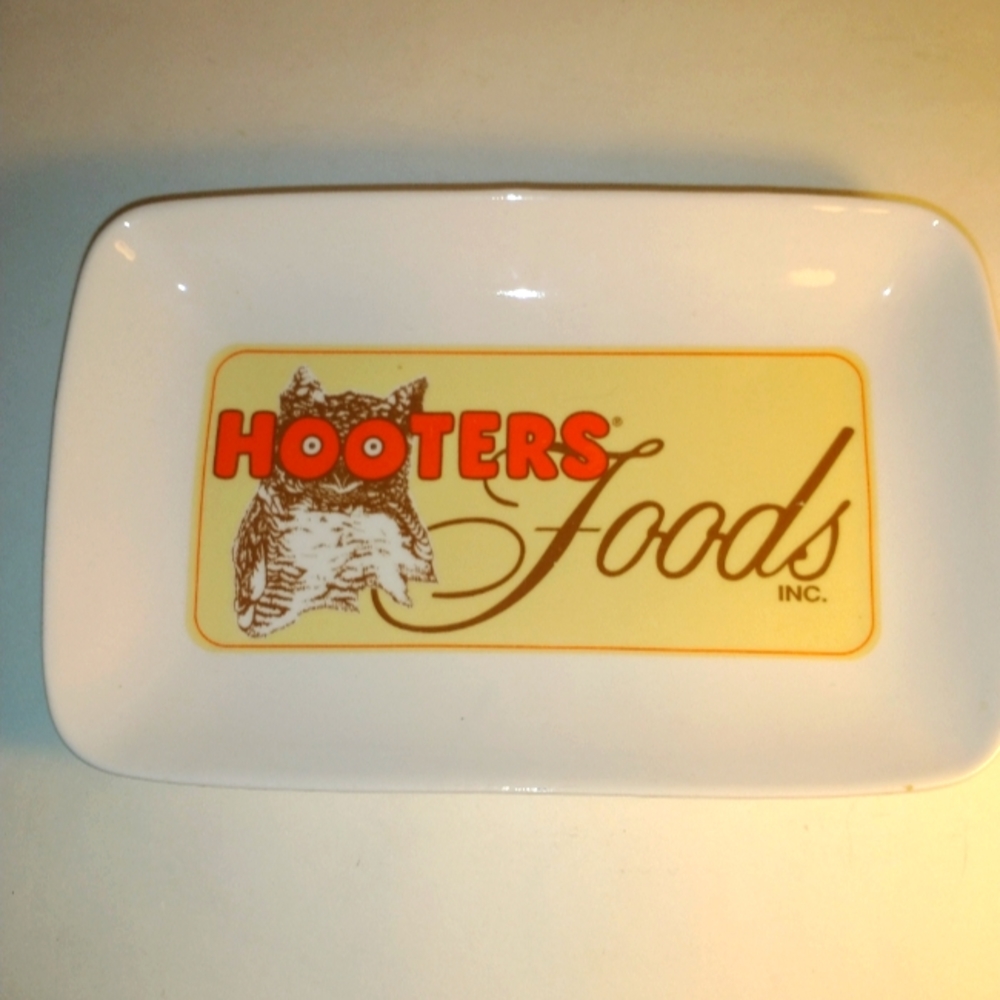 Hooters collector" dish rare.